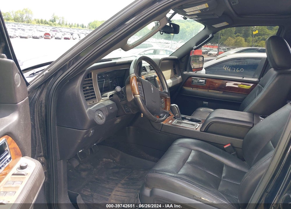 2013 LINCOLN NAVIGATOR L VIN: 5LMJJ3J58DEL04336