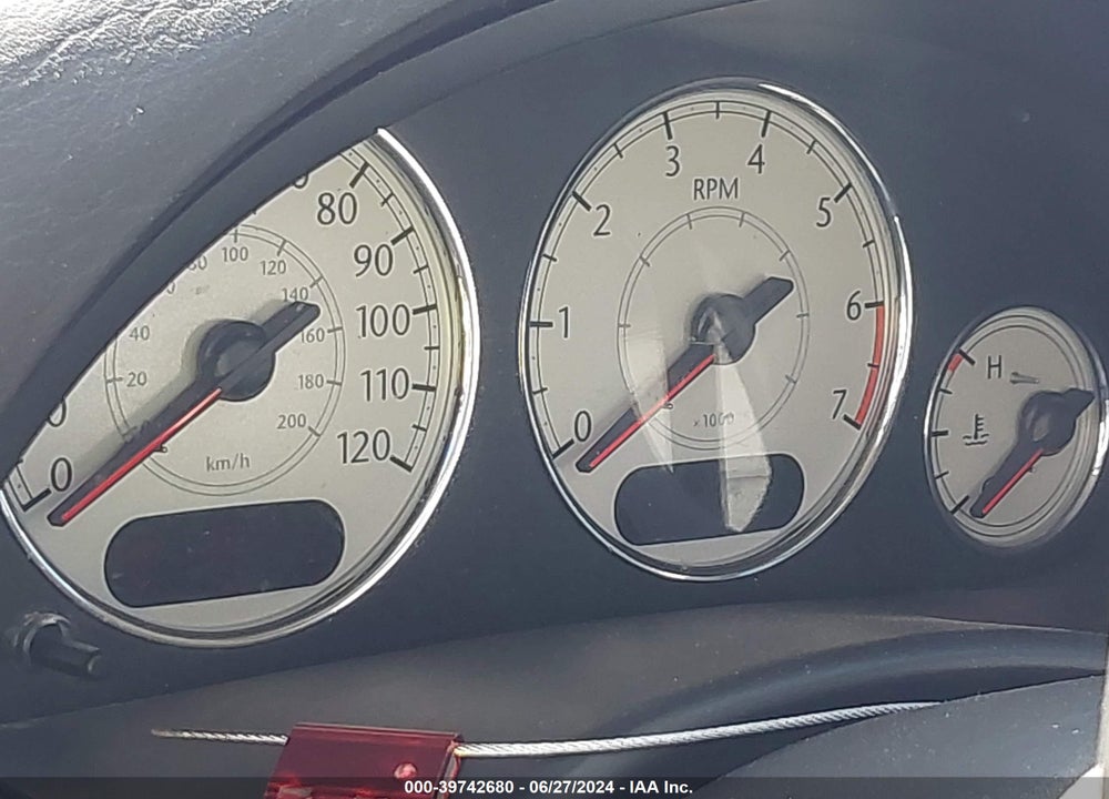 2006 CHRYSLER TOWN & COUNTRY LIMITED VIN: 2A4GP64L16R640258