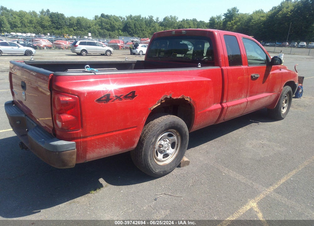 2005 DODGE DAKOTA ST VIN: 1D7HW22K65S136890