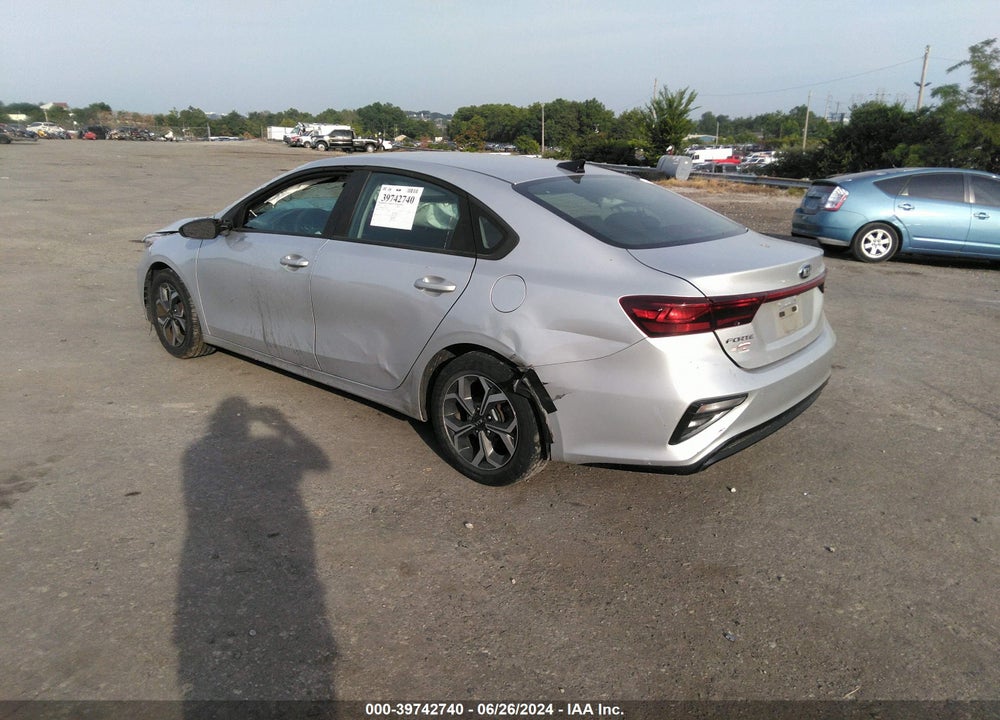 2020 KIA FORTE LXS VIN: 3KPF24AD3LE251894