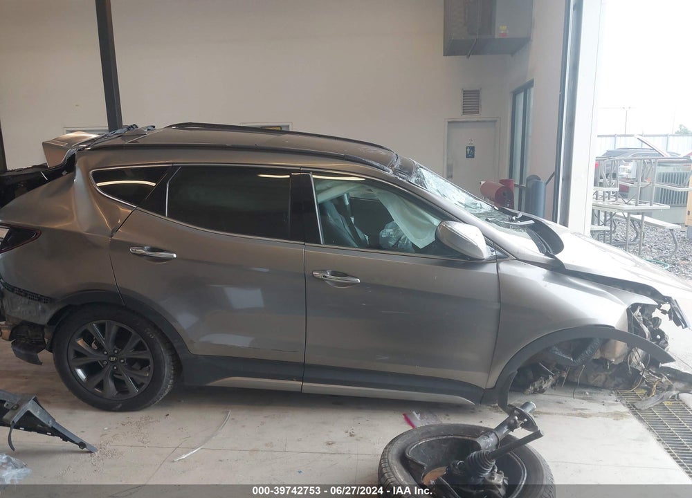 2017 HYUNDAI SANTA FE SPORT 2.0T ULTIMATE VIN: 5XYZWDLA4HG424739