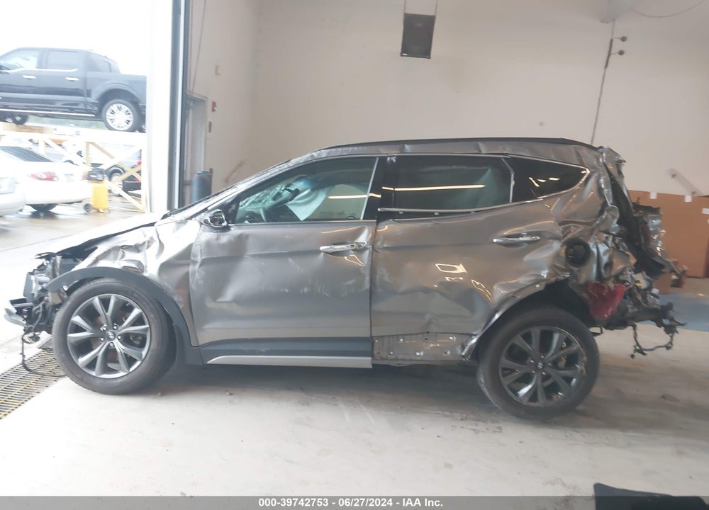 2017 HYUNDAI SANTA FE SPORT 2.0T ULTIMATE VIN: 5XYZWDLA4HG424739