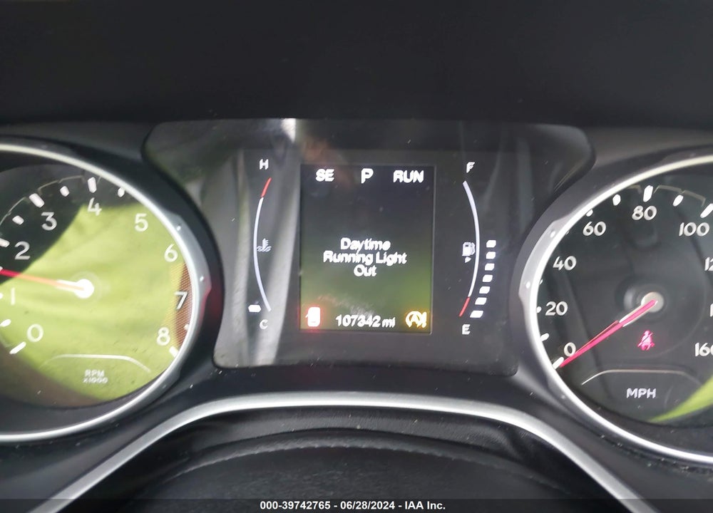 2018 JEEP COMPASS SPORT FWD VIN: 3C4NJCAB5JT495420