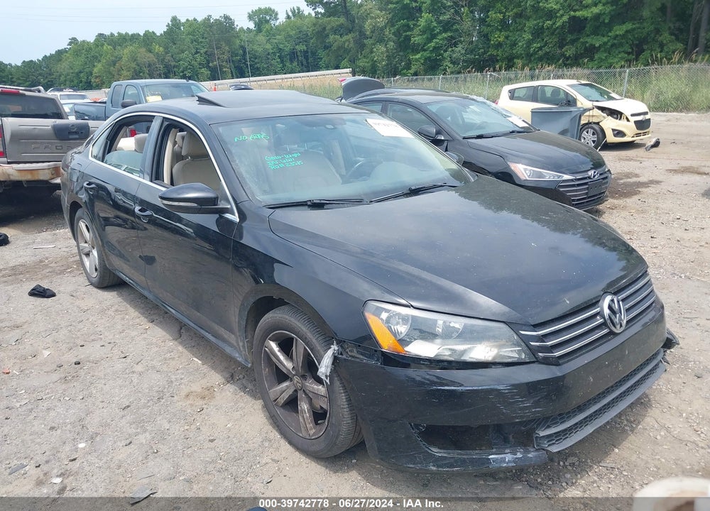 2013 VOLKSWAGEN PASSAT 2.5L SE VIN: 1VWBP7A39DC107815
