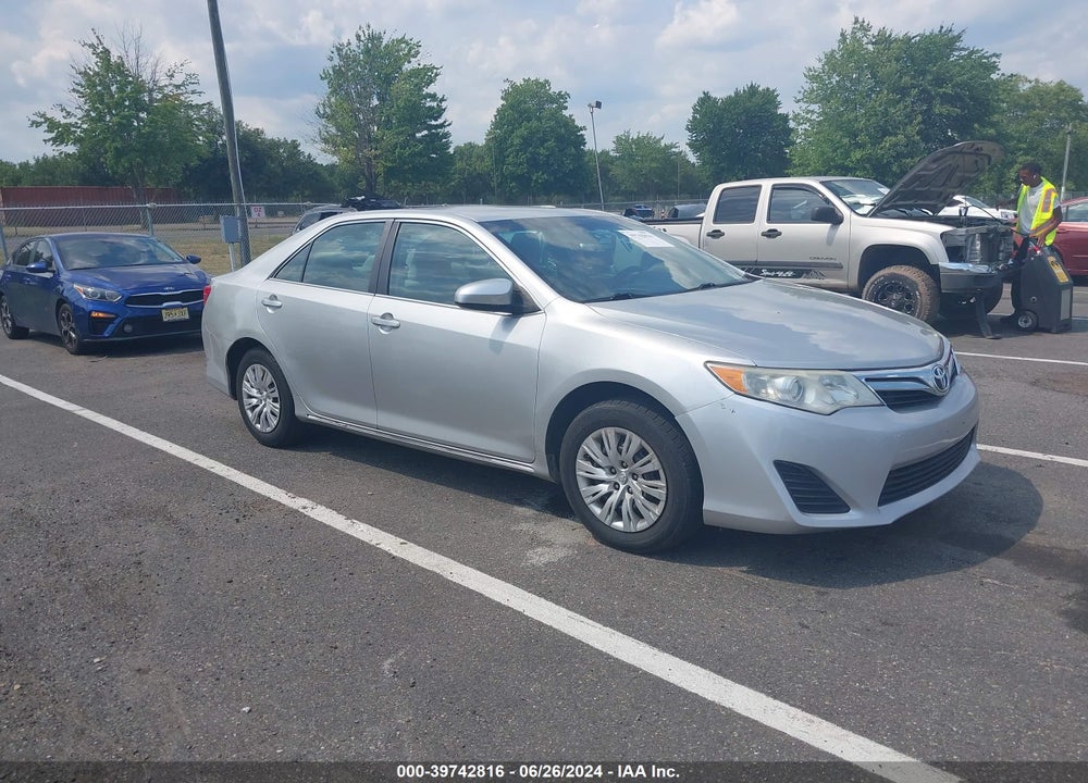 2014 TOYOTA CAMRY LE VIN: 4T4BF1FK9ER370516