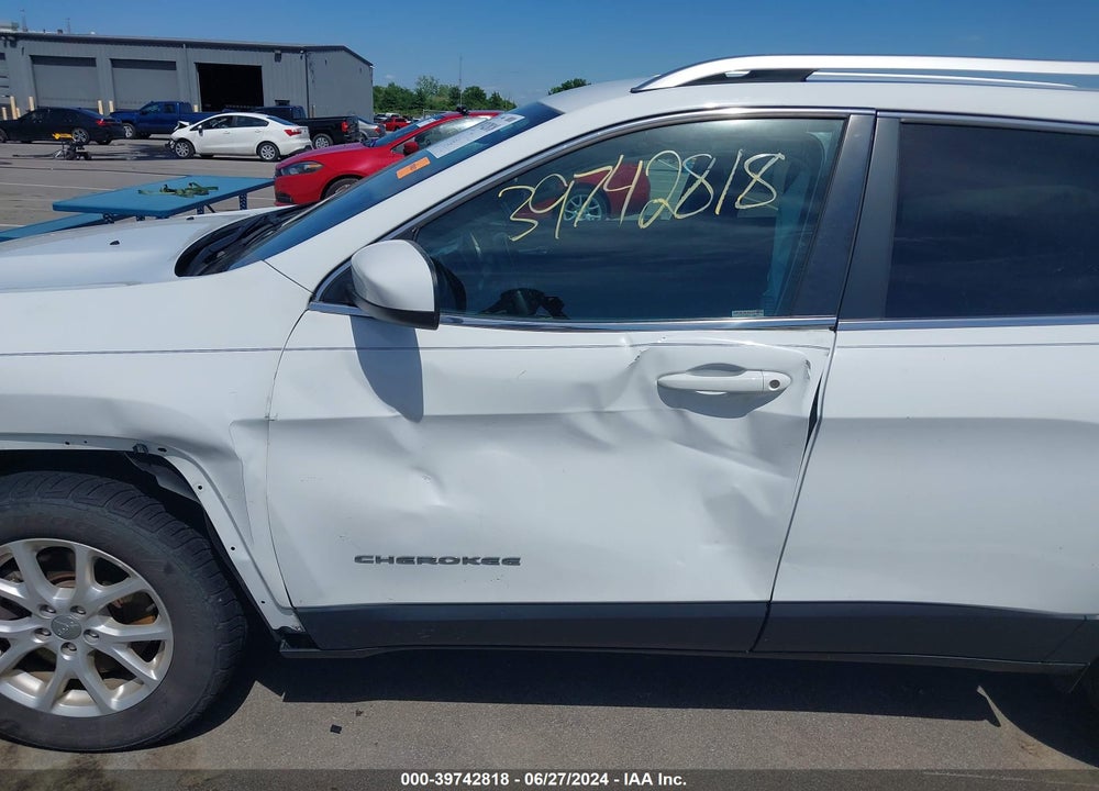 2016 JEEP CHEROKEE LATITUDE VIN: 1C4PJMCS4GW241356