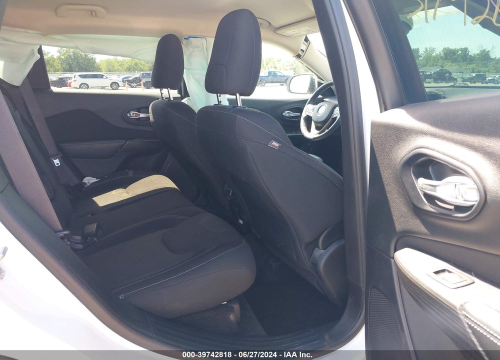 2016 JEEP CHEROKEE LATITUDE VIN: 1C4PJMCS4GW241356