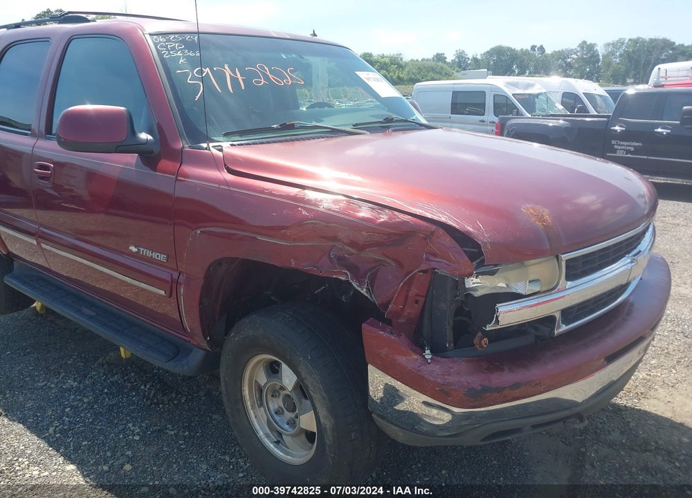 2002 CHEVROLET TAHOE LT VIN: 1GNEK13Z22J256368