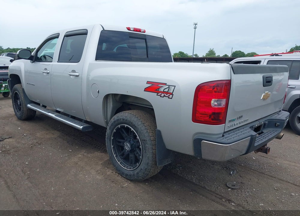 2010 CHEVROLET SILVERADO 1500 LT VIN: 3GCRKSE30AG282850