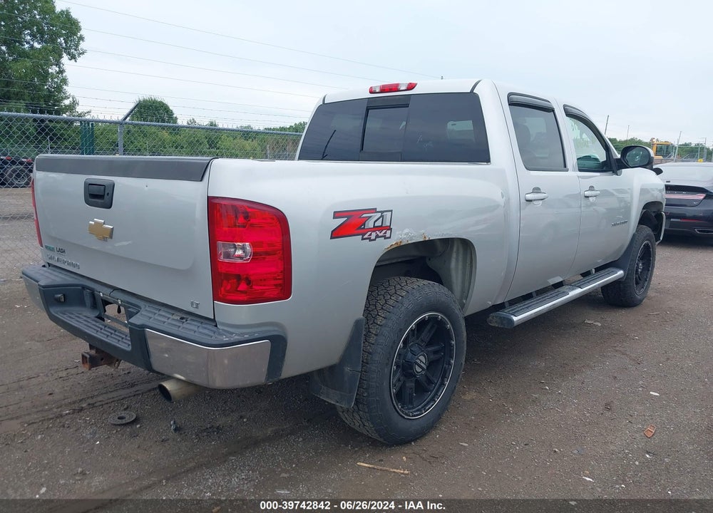 2010 CHEVROLET SILVERADO 1500 LT VIN: 3GCRKSE30AG282850