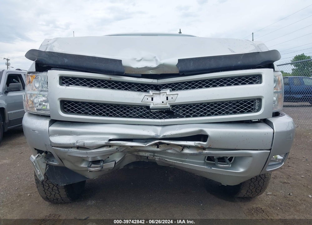 2010 CHEVROLET SILVERADO 1500 LT VIN: 3GCRKSE30AG282850