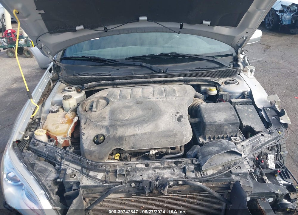 2012 CHRYSLER 200 TOURING VIN: 1C3BCBEG5CN246118