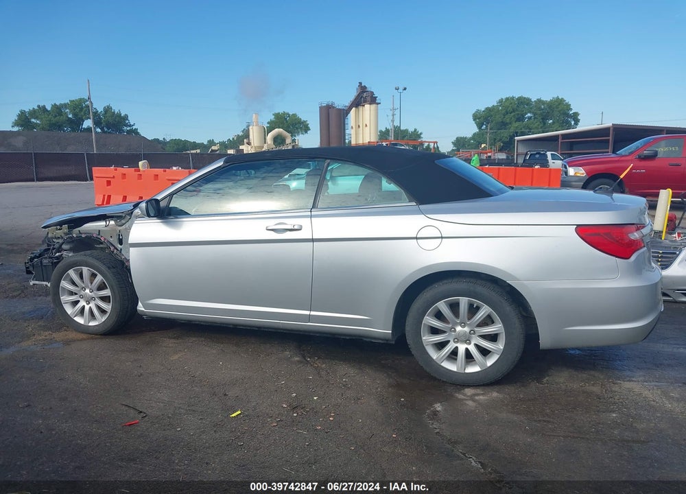 2012 CHRYSLER 200 TOURING VIN: 1C3BCBEG5CN246118