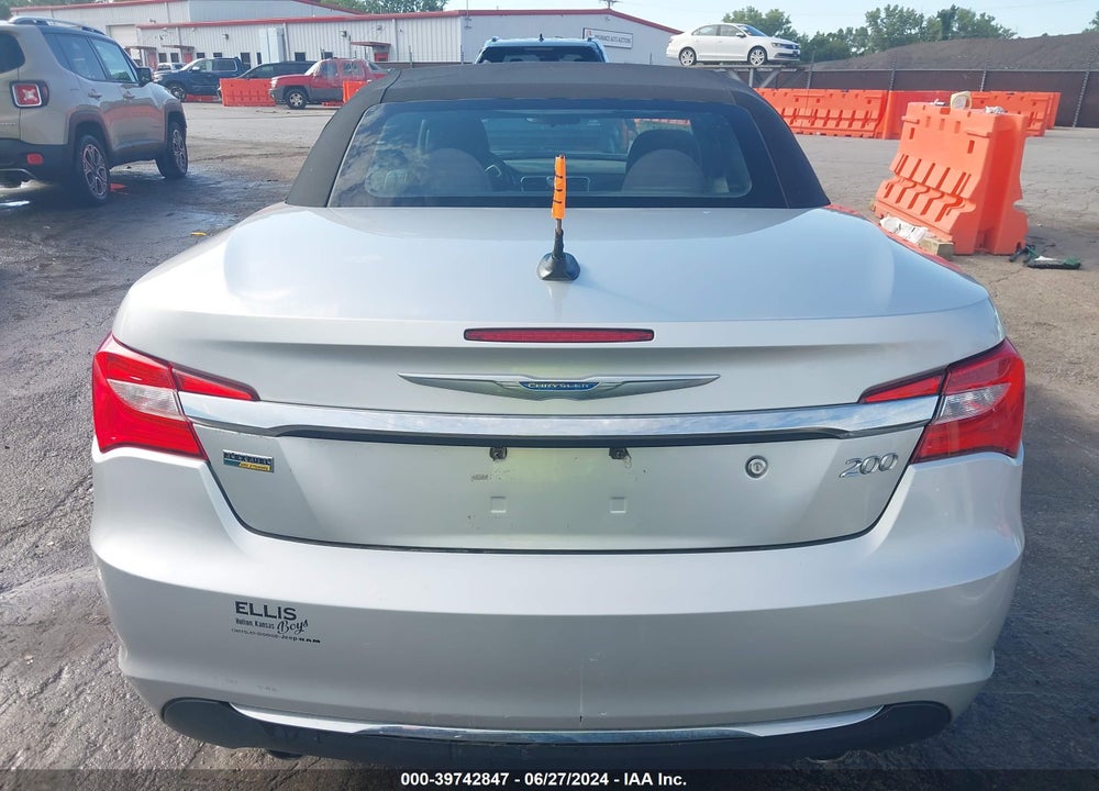 2012 CHRYSLER 200 TOURING VIN: 1C3BCBEG5CN246118