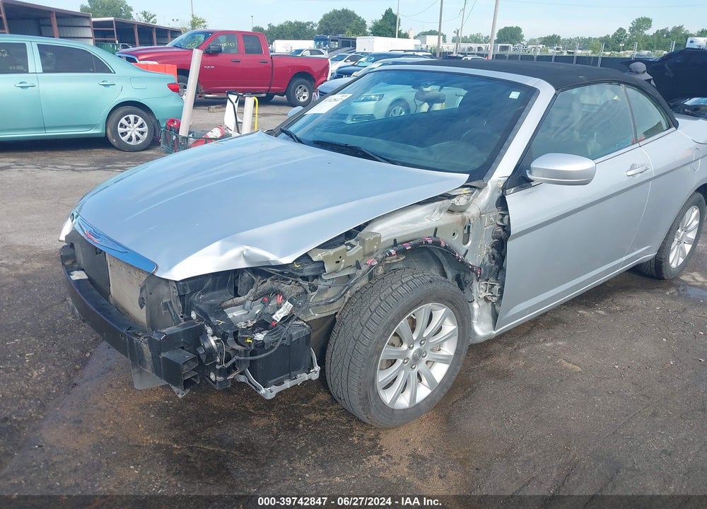2012 CHRYSLER 200 TOURING VIN: 1C3BCBEG5CN246118