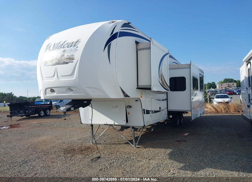 2012 FOREST RIVER WILDCAT 312BHX VIN: 4X4FWCG23CV025817