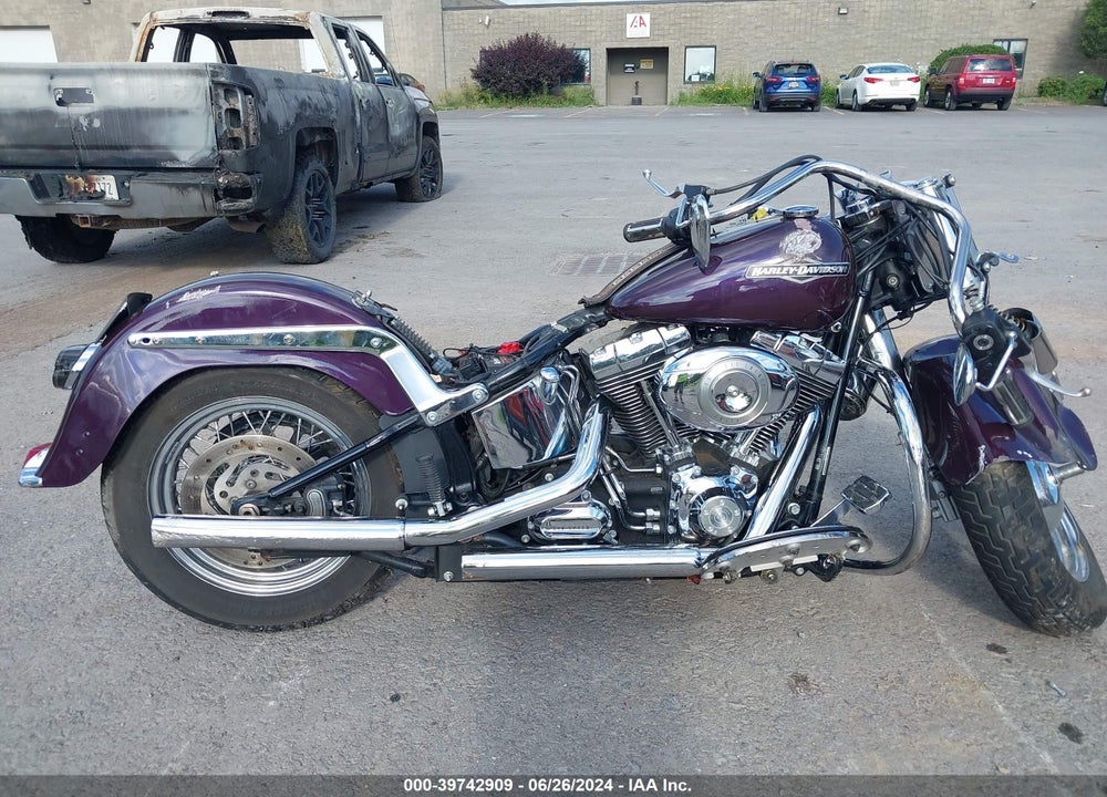 2010 HARLEY-DAVIDSON FLSTC VIN: 1HD1BW516AB029011