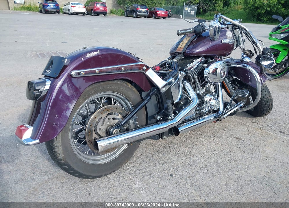 2010 HARLEY-DAVIDSON FLSTC VIN: 1HD1BW516AB029011