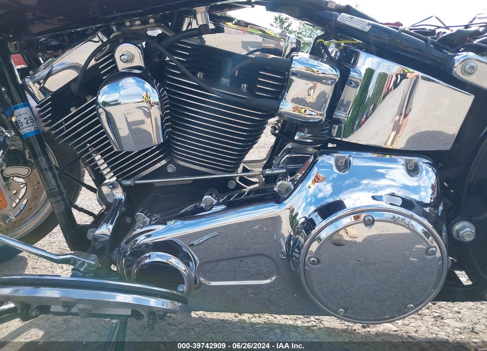 2010 HARLEY-DAVIDSON FLSTC VIN: 1HD1BW516AB029011