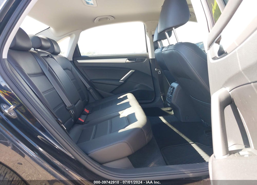 2019 VOLKSWAGEN PASSAT 2.0T WOLFSBURG EDITION VIN: 1VWLA7A3XKC003286