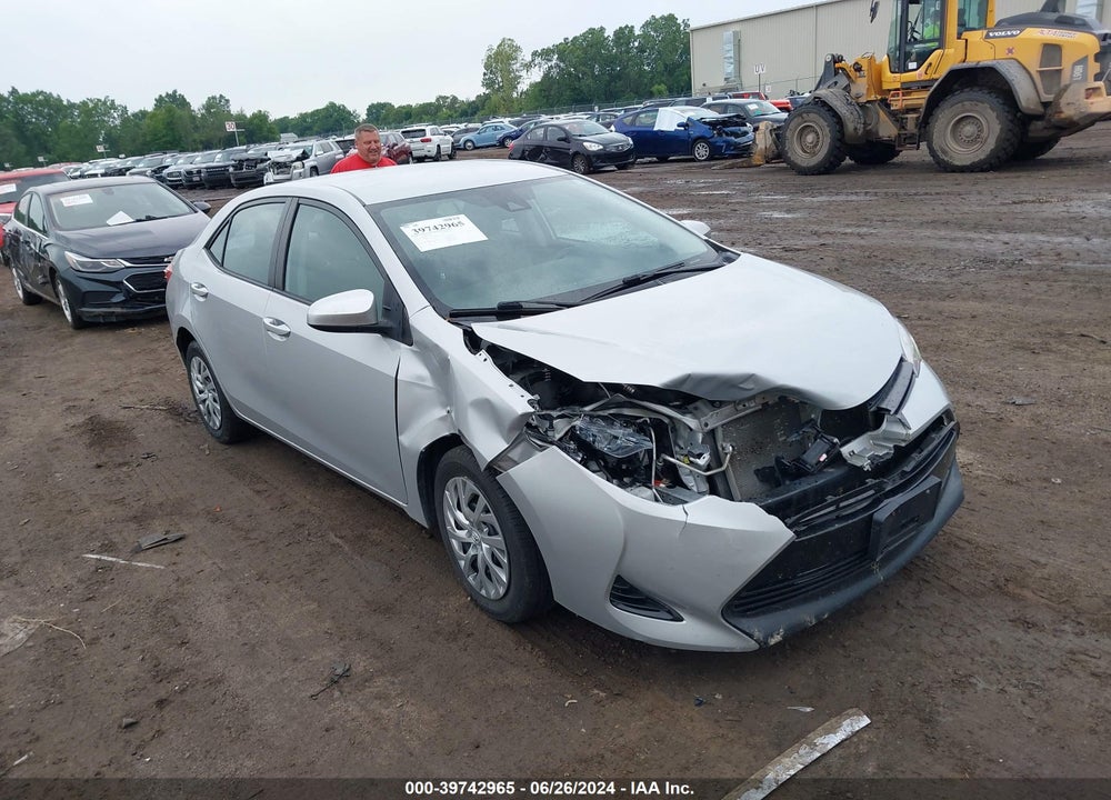 2019 TOYOTA COROLLA LE VIN: 2T1BURHE0KC140866