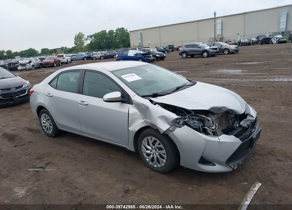 2019 TOYOTA COROLLA LE VIN: 2T1BURHE0KC140866