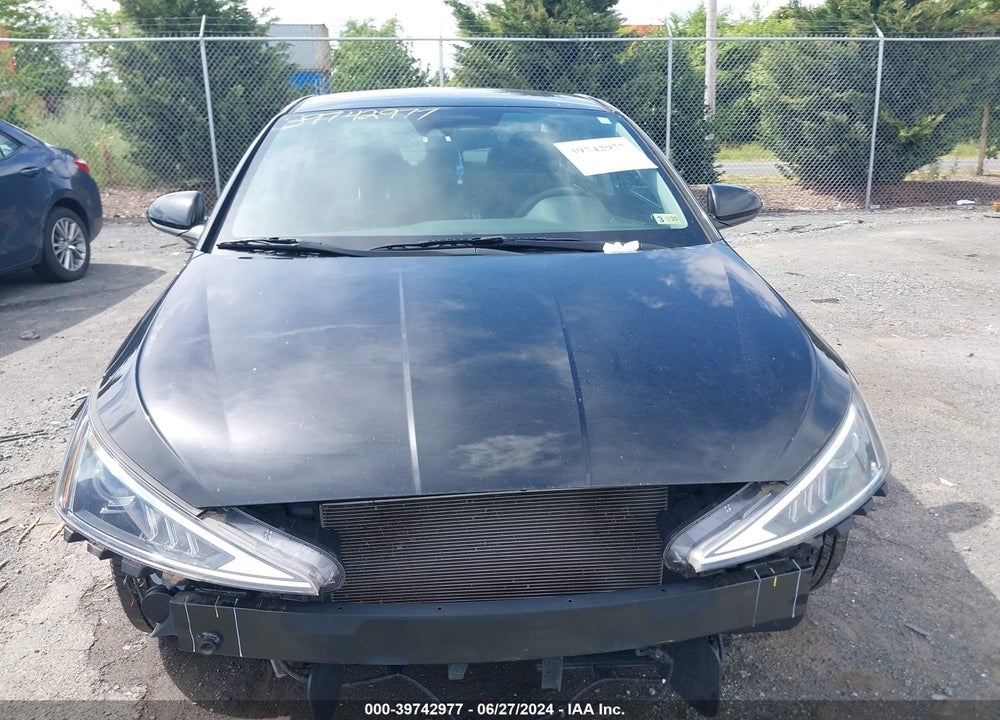 2019 HYUNDAI ELANTRA SEL VIN: KMHD84LF7KU814252