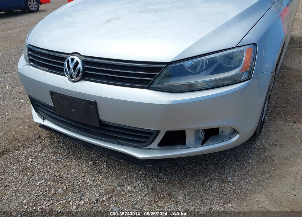 2011 VOLKSWAGEN JETTA 2.5L SE VIN: 3VWDZ7AJ7BM320498