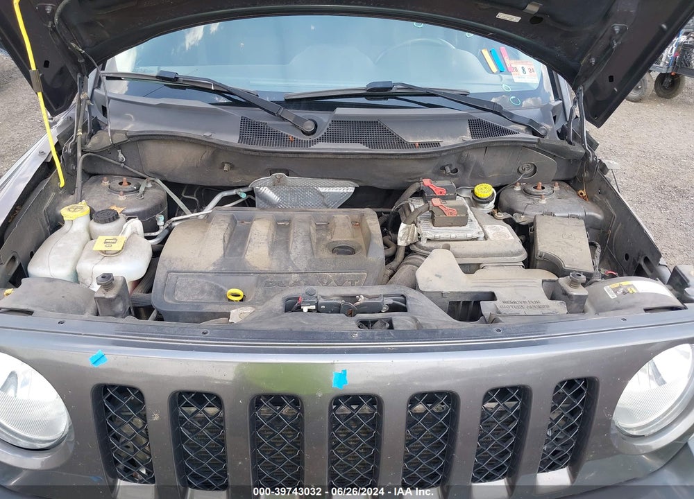 2015 JEEP PATRIOT LATITUDE VIN: 1C4NJRFB8FD258204