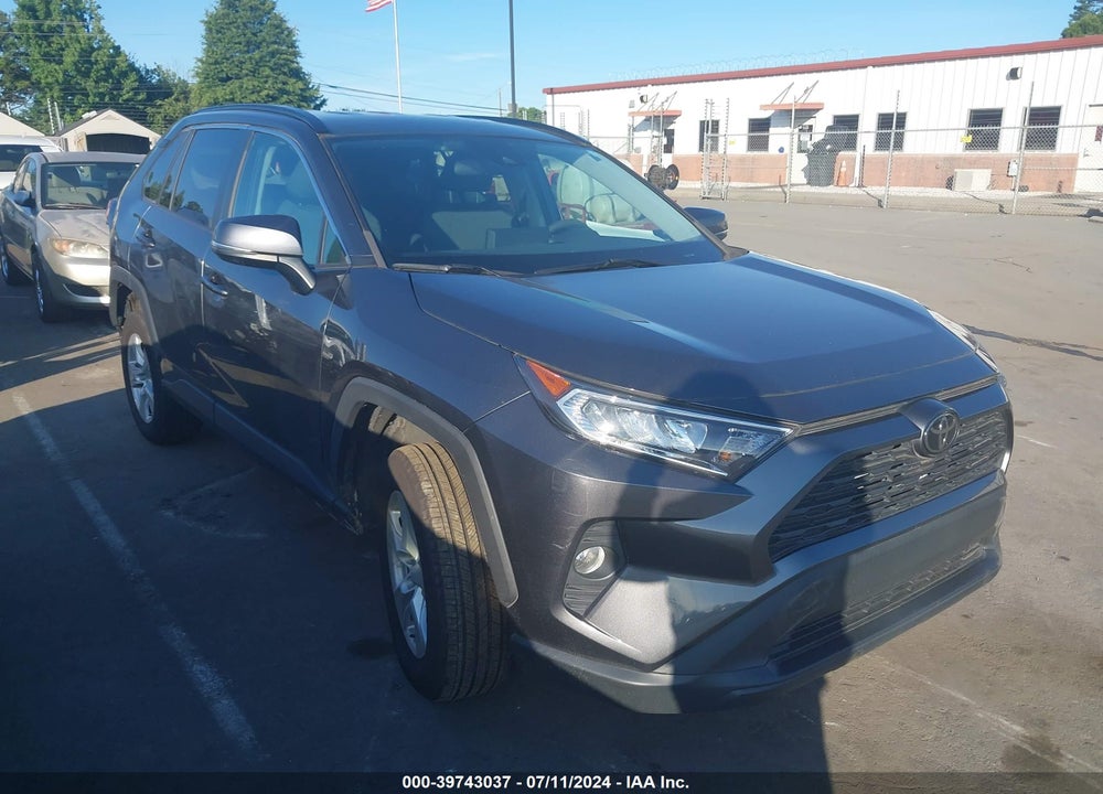 2020 TOYOTA RAV4 XLE VIN: 2T3P1RFV0LC084616