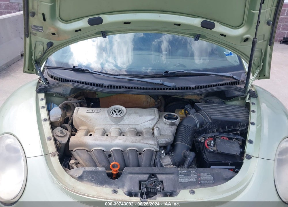 2008 VOLKSWAGEN NEW BEETLE S VIN: 3VWPW31C98M513213