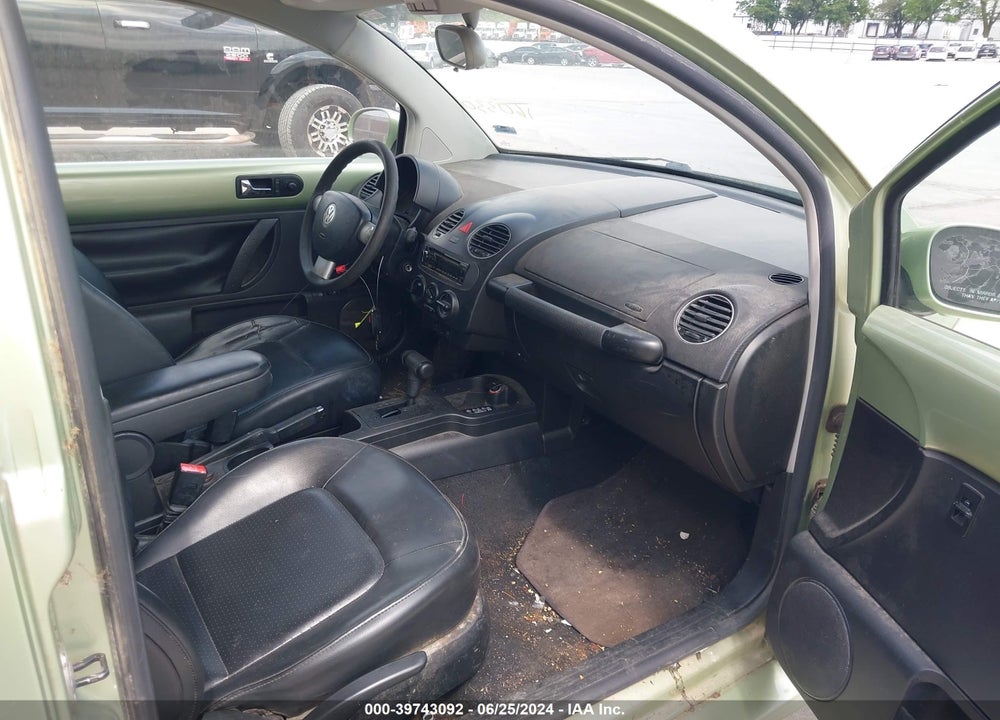 2008 VOLKSWAGEN NEW BEETLE S VIN: 3VWPW31C98M513213