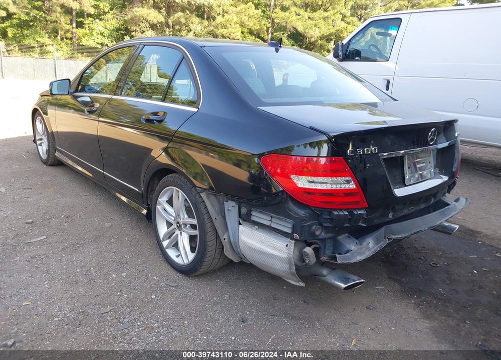 2013 MERCEDES-BENZ C 300 LUXURY 4MATIC/SPORT 4MATIC VIN: WDDGF8AB5DR283790
