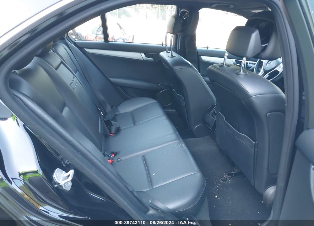2013 MERCEDES-BENZ C 300 LUXURY 4MATIC/SPORT 4MATIC VIN: WDDGF8AB5DR283790