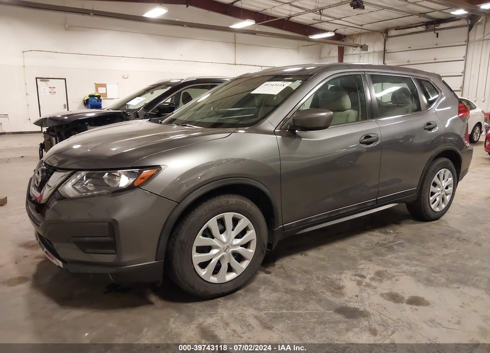 2017 NISSAN ROGUE S VIN: 5N1AT2MTXHC780820