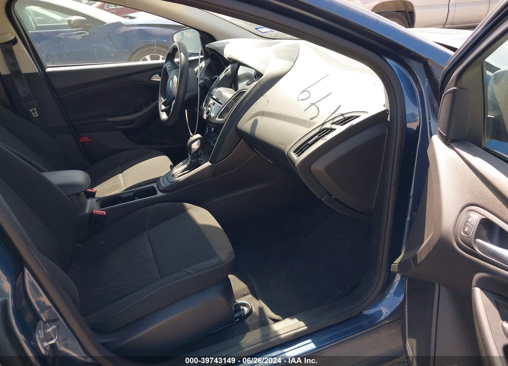 2018 FORD FOCUS SEL VIN: 1FADP3H25JL302264