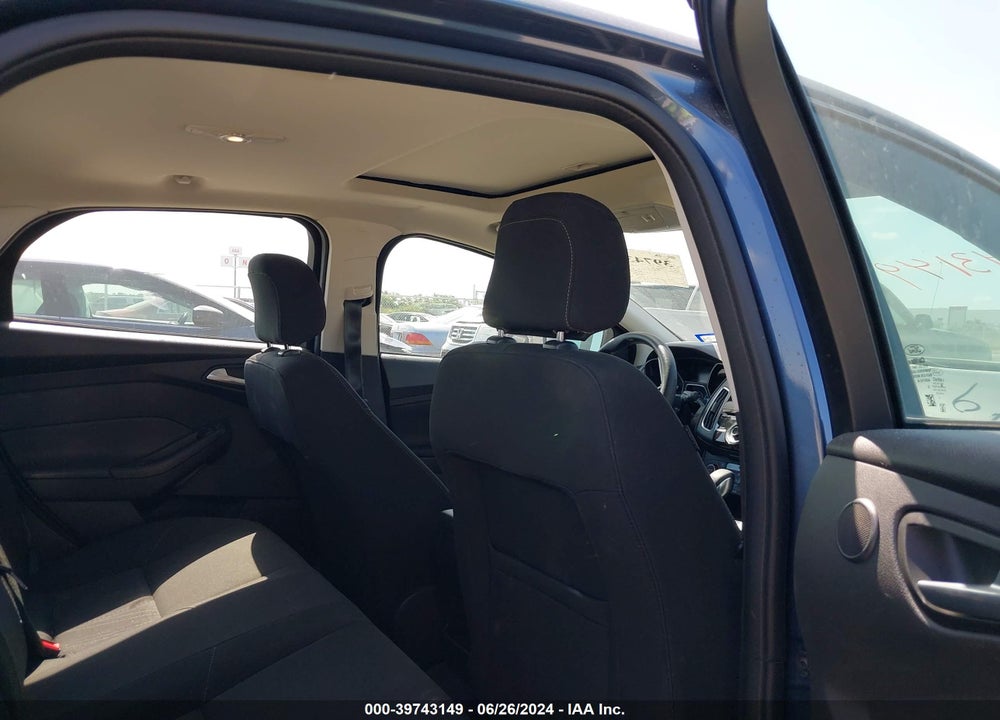 2018 FORD FOCUS SEL VIN: 1FADP3H25JL302264