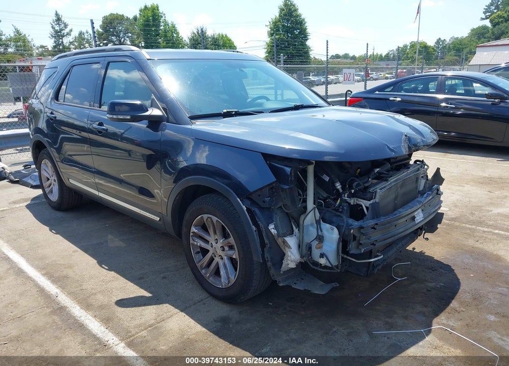 2017 FORD EXPLORER XLT VIN: 1FM5K7D87HGE32723
