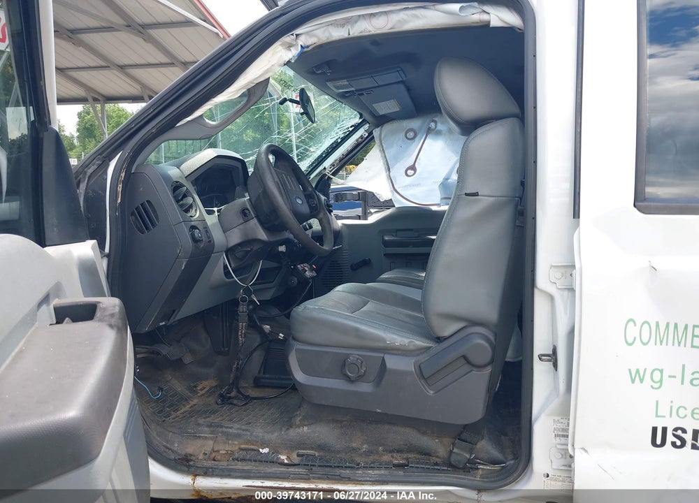 2015 FORD F-350 XL VIN: 1FT7W3B62FEB75927