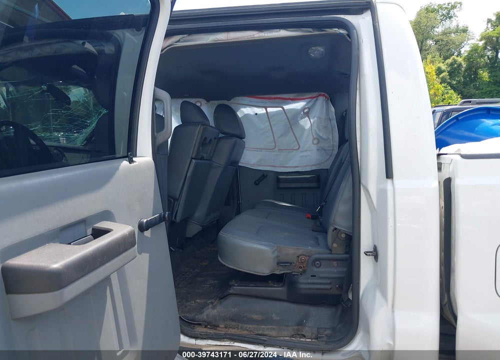 2015 FORD F-350 XL VIN: 1FT7W3B62FEB75927