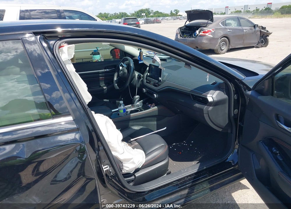 2023 NISSAN ALTIMA SR FWD VIN: 1N4BL4CV1PN404961