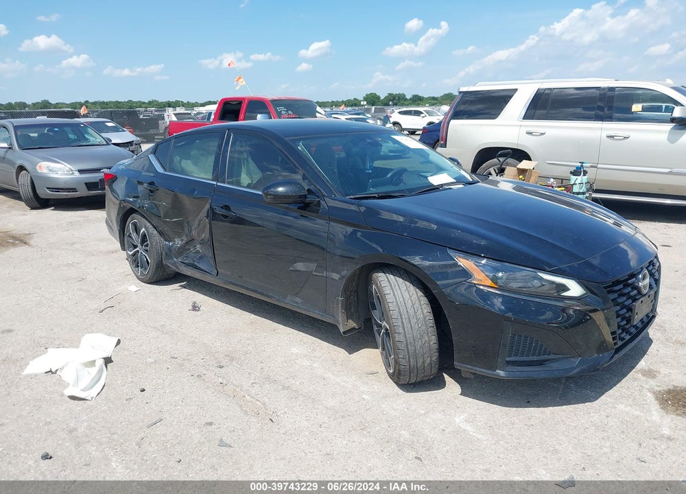 2023 NISSAN ALTIMA SR FWD VIN: 1N4BL4CV1PN404961