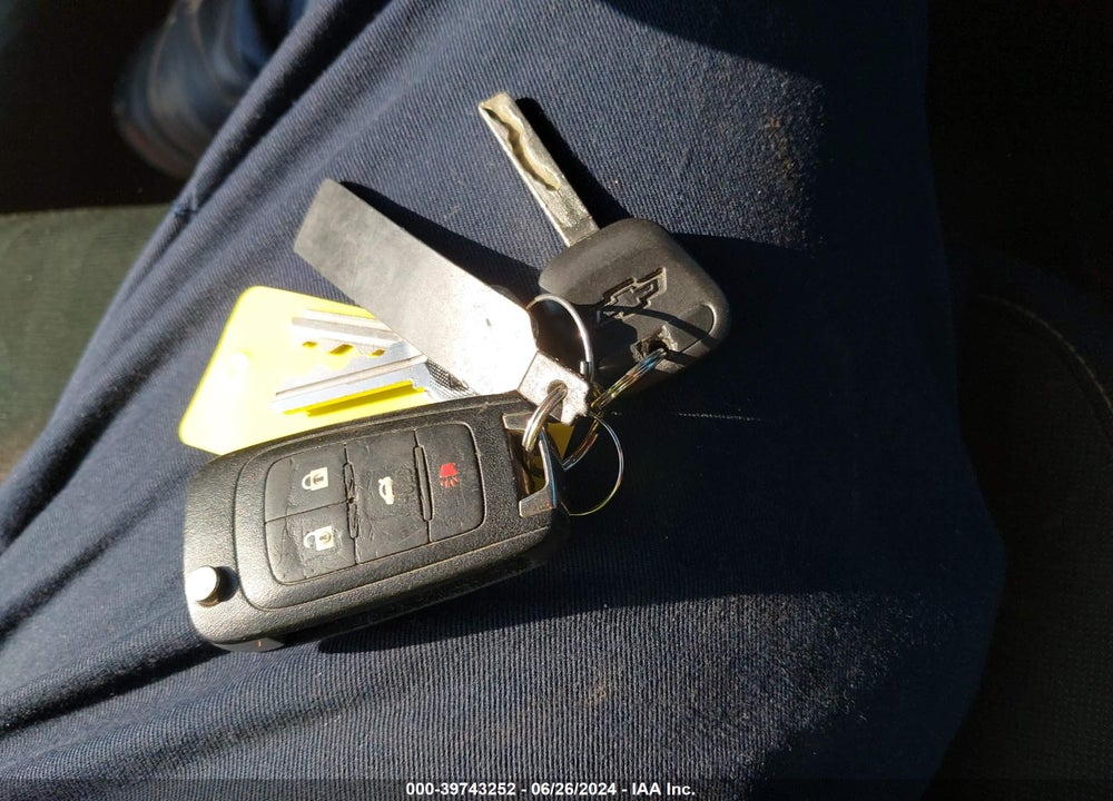 2015 CHEVROLET CAMARO 2LS VIN: 2G1FB1E38F9180445