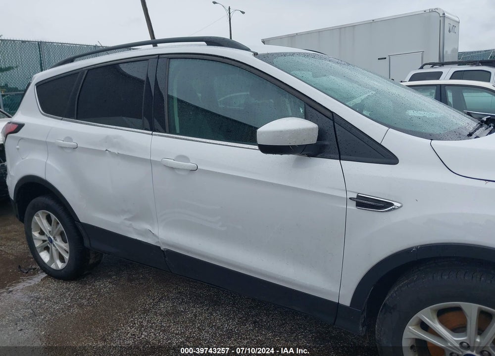 2017 FORD ESCAPE SE VIN: 1FMCU9G97HUB97498