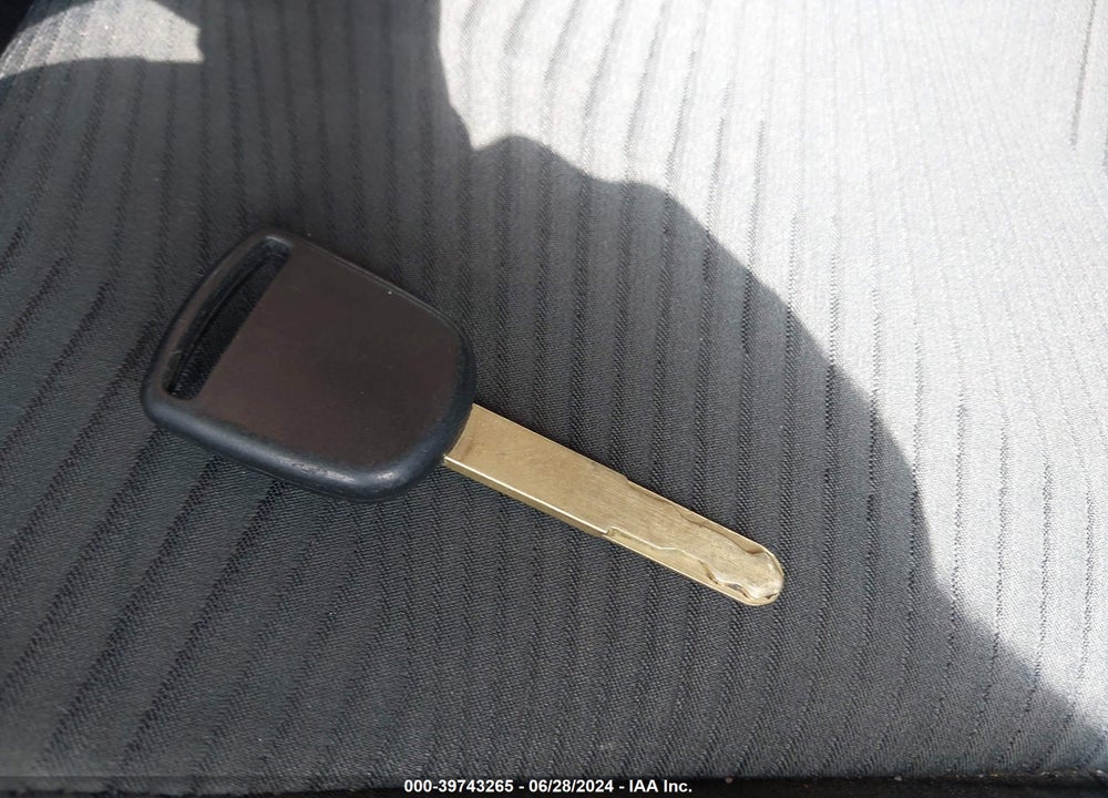 2017 HONDA ACCORD VIN: 1HGCR2F31HA098916