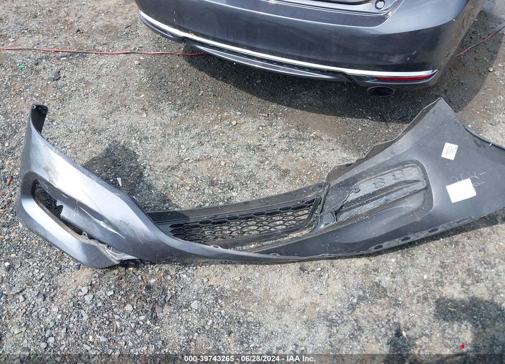 2017 HONDA ACCORD VIN: 1HGCR2F31HA098916