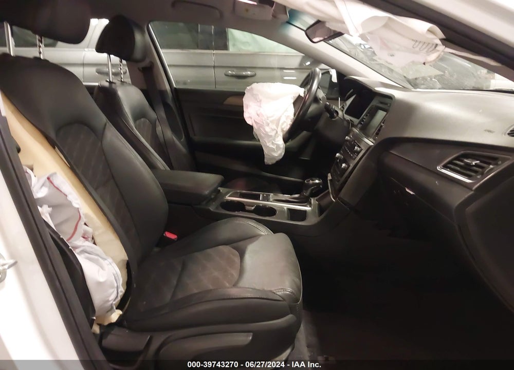 2016 HYUNDAI SONATA SPORT VIN: 5NPE34AF0GH283911