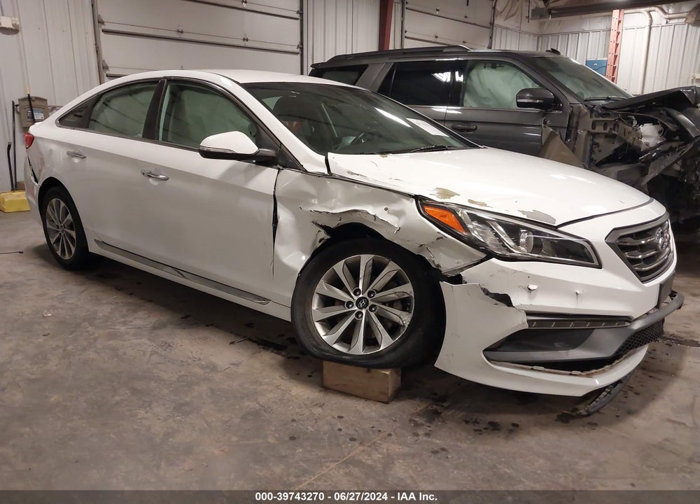2016 HYUNDAI SONATA SPORT VIN: 5NPE34AF0GH283911