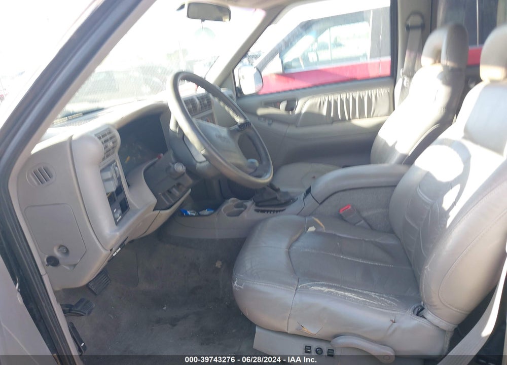 1997 GMC JIMMY SLT VIN: 1GKDT13W5V2511198