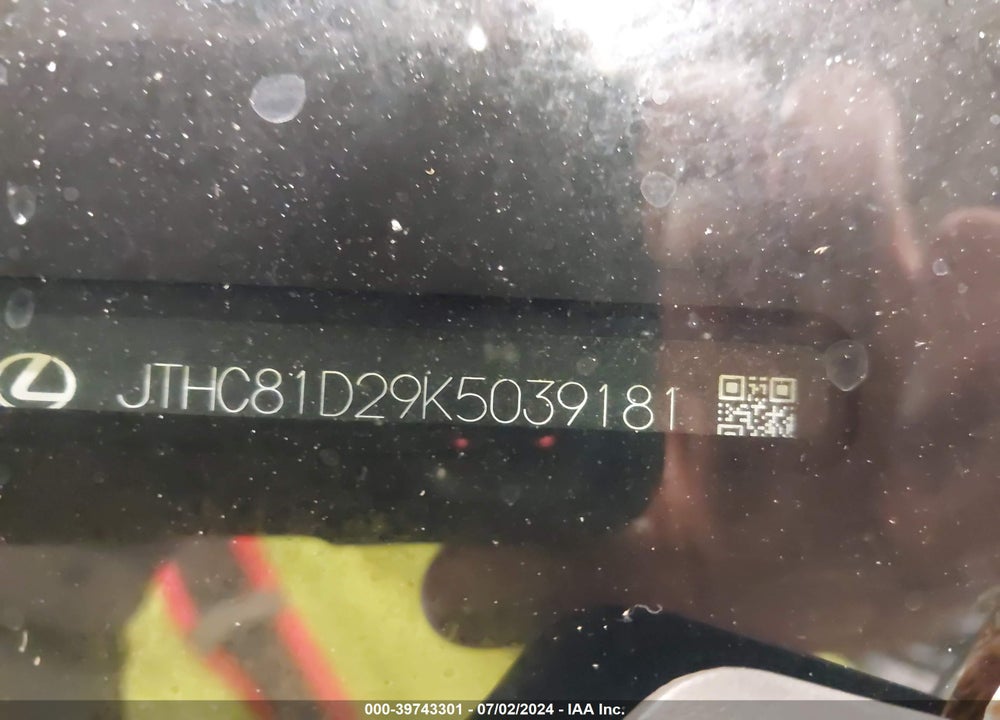 2019 LEXUS IS 300 VIN: JTHC81D29K5039181